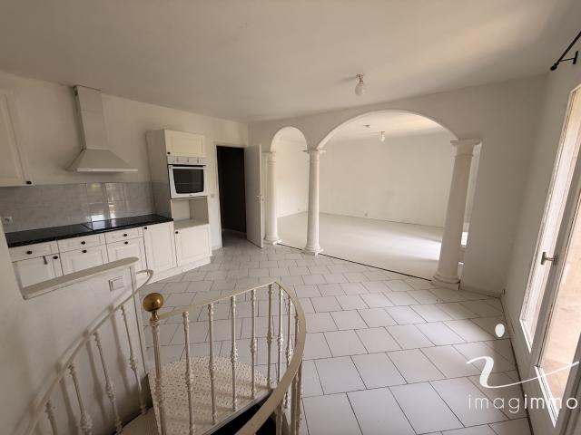 Appartement 2 pièces 75 m²