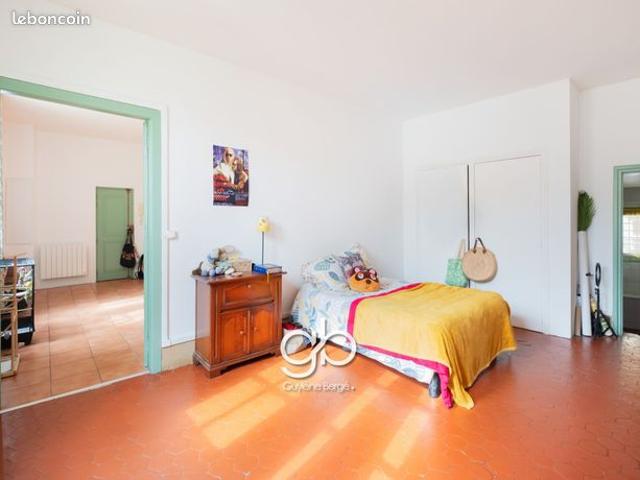 Appartement 2 pièces 76 m²