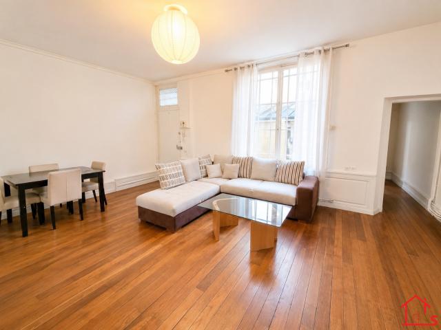 Appartement 2 pièces 83 m²