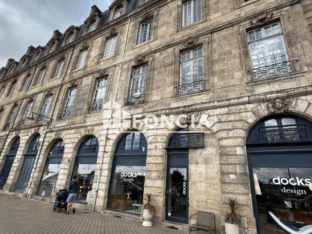 Appartement 2 pièces 83 m²