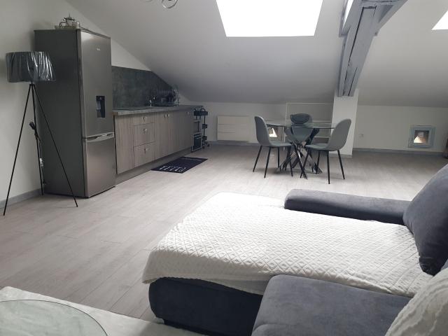 Appartement 2 pièces, 82 m² à louer à Tonneins 47400