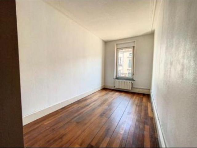 Appartement 2 pièces, 84 m² à louer à Nancy 54000