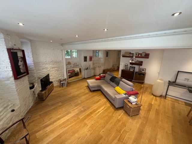Appartement 2 pièces 84 m²