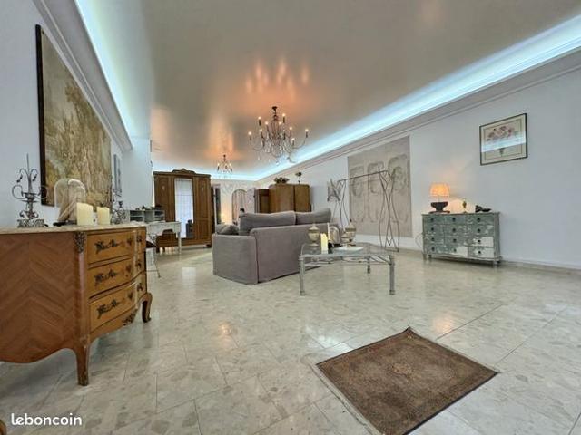 Appartement 2 pièces 93 m²
