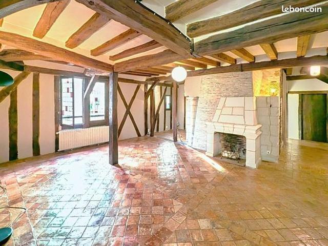 Appartement 2 pièces 91 m²