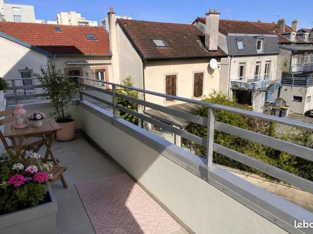 Appartement 2 pièces 100 m²