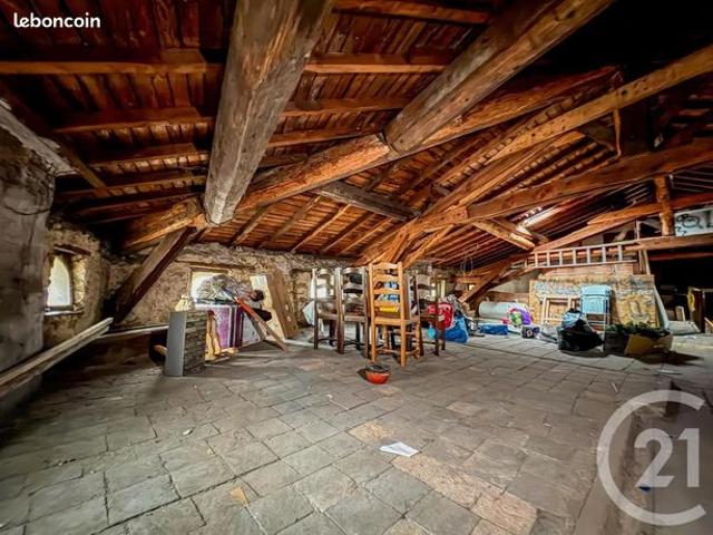 Appartement 2 pièces 126 m²