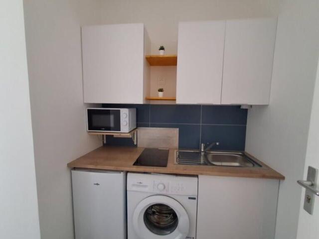 Appartement 2 pièces, 16 m² à louer à Lyon 8 69008