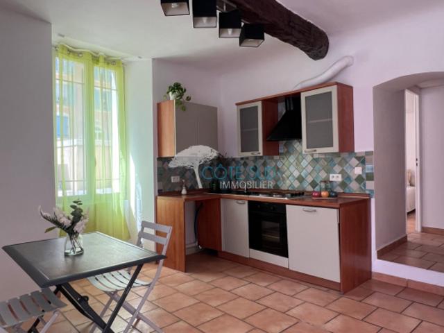 Appartement 2 pièces 1 chambre rénové rez de chaussée centre