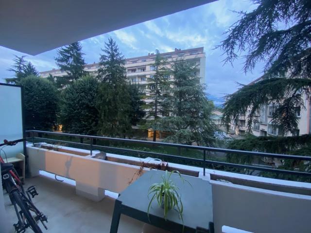 Appartement 2 pièces, 23 m² à louer à Grenoble 38100