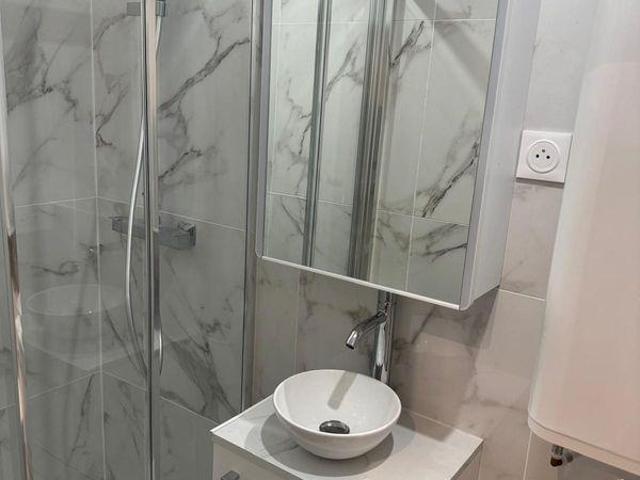 Appartement 2 pièces 20 m² entièrement rénové