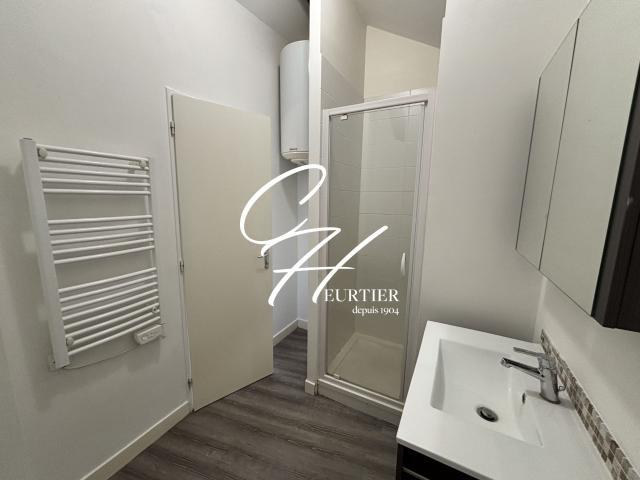 Appartement 2 pièces, 21 m² à louer à Grenoble 38000
