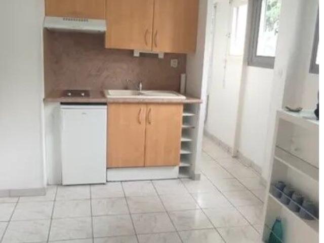 Appartement 2 pièces, 27 m² à louer à Bordeaux 33000