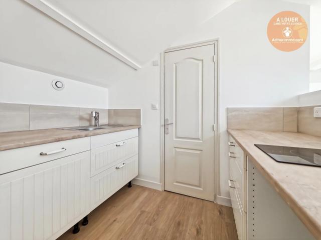 Appartement 2 pièces, 27 m² à louer à Corbeil Essonnes 91100
