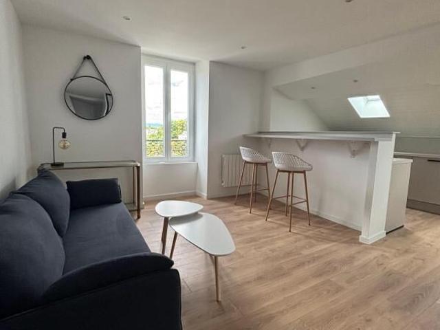 Appartement 2 pièces, 27 m² à louer à Gex 01170