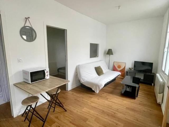 Appartement 2 pièces, 27 m² à louer à Niort 79000