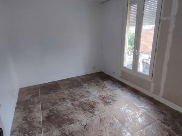 Appartement 2 pièces, 27 m² à louer à Saint Maur des Fossés 94100