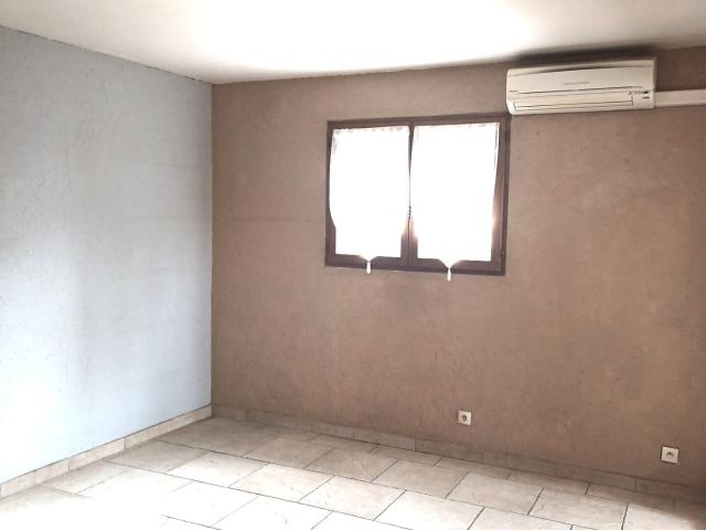 Appartement 2 pièces, 27 m² à louer à Six Fours les Plages 83140