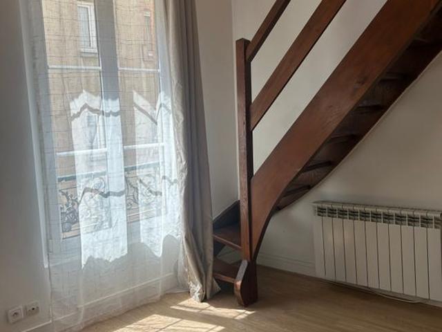 Appartement 2 pièces, 27 m² à louer à Suresnes 92150