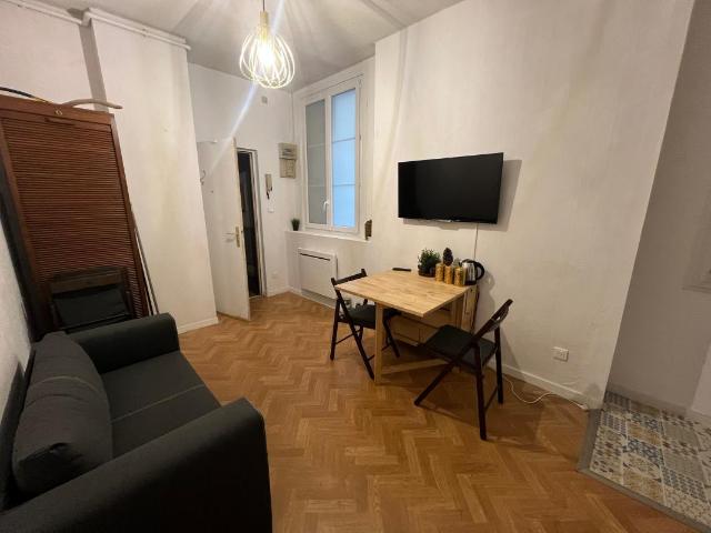 Appartement 2 pièces, 25 m² à louer à Bordeaux 33000