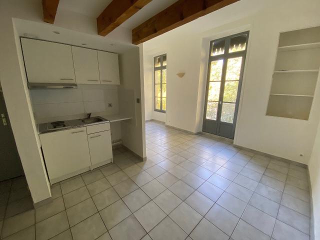 Appartement 2 pièces, 25 m² à louer à Nîmes 30000