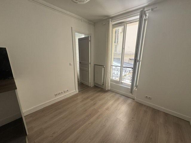 Appartement 2 pièces, 26 m² à louer à Paris 17 75017