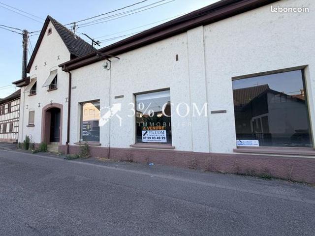 Loft 2 pièces 270 m²