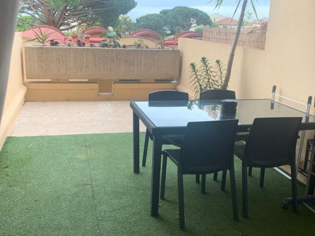Appartement 2 pièces, 28 m² à louer à Antibes 06160