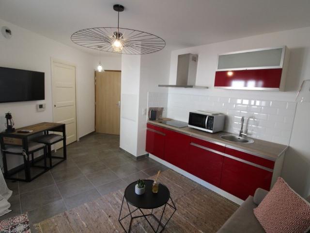 Appartement 2 pièces, 28 m² à louer à Bastia 20600