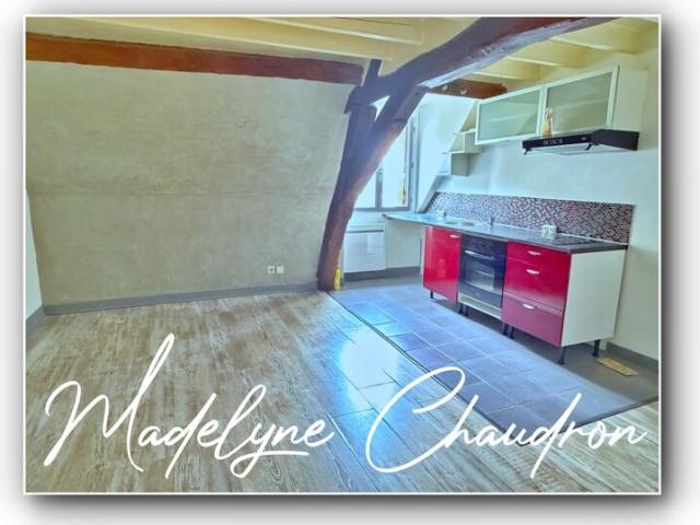 Appartement 2 pièces, 28 m² à louer à Étampes 91150