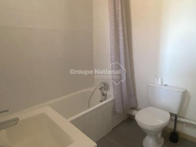 Appartement 2 pièces, 28 m² à louer à Nîmes 30900