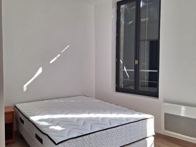 Appartement 2 pièces, 28 m² à louer à Pons 17800