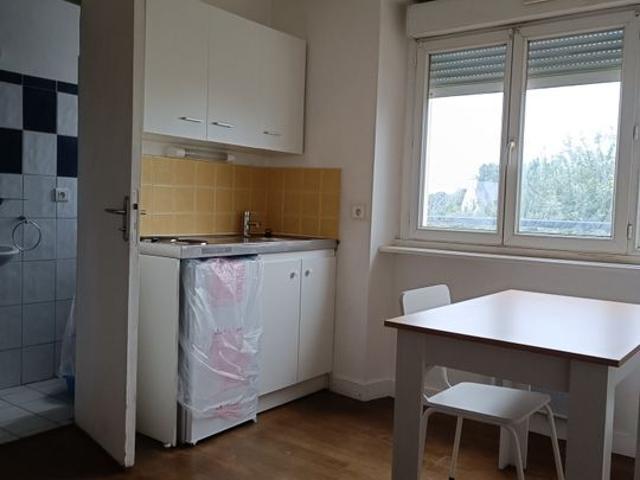 Appartement 2 pièces, 28 m² à louer à Quimper 29000