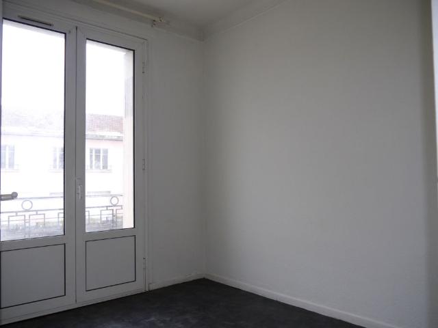 Appartement 2 pièces, 29 m² à louer à Villeneuve sur Lot 47300