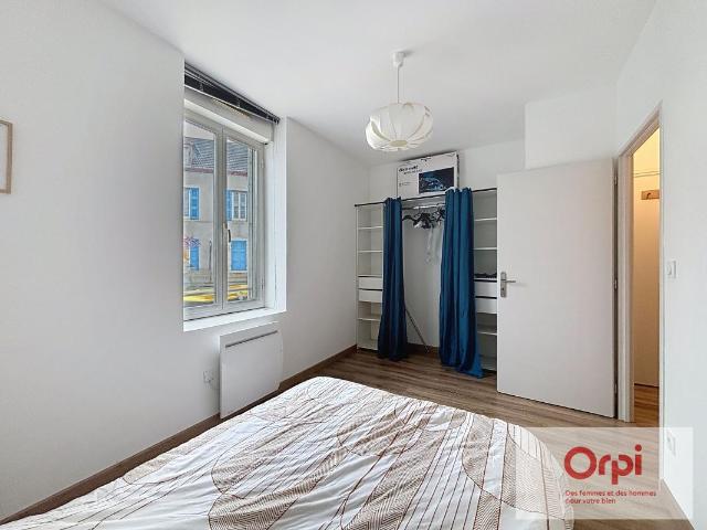 Appartement 2 pièces, 29 m² à louer à Montluçon 03100