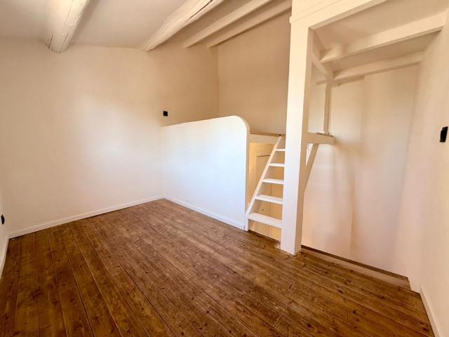 Appartement 2 pièces, 33 m² à louer à Aix en Provence 13100