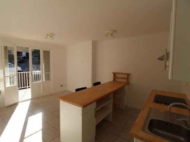 Appartement 2 pièces, 33 m² à louer à Ajaccio 20000