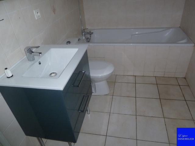 Appartement 2 pièces, 33 m² à louer à Aubenas 07200