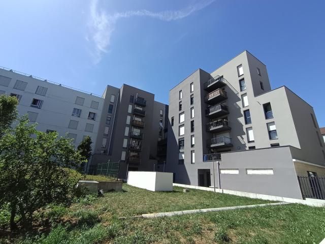 Appartement 2 pièces, 33 m² à louer à Bondy 93140