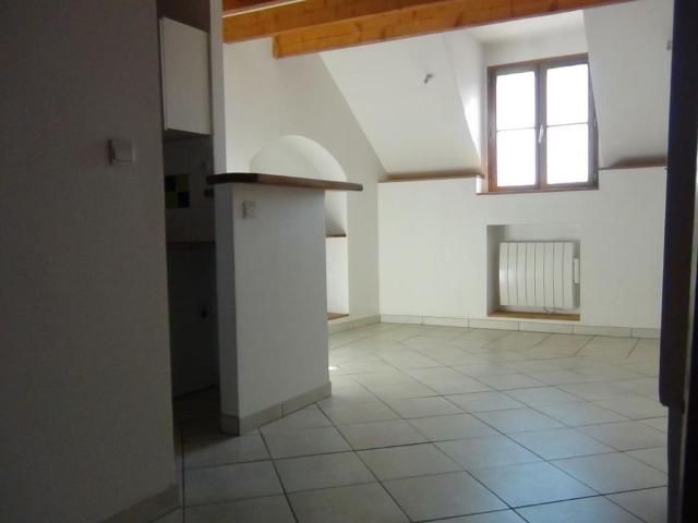 Appartement 2 pièces, 33 m² à louer à Mantes la Ville 78711