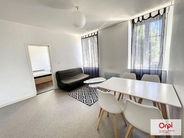 Appartement 2 pièces, 33 m² à louer à Montluçon 03100