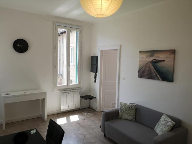 Appartement 2 pièces, 33 m² à louer à Rodez 12000