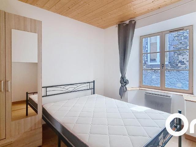 Appartement 2 pièces, 33 m² à louer à Saint Flour 15100