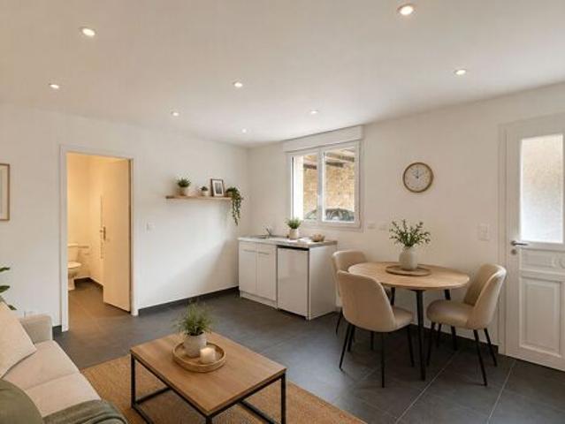 Appartement 2 pièces 33m2 REIMS 530 euros