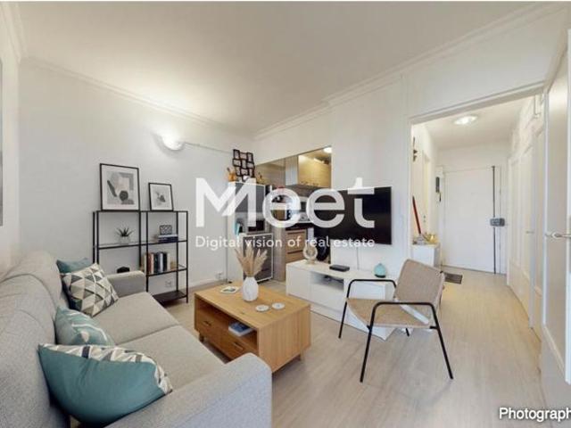 APPARTEMENT 2 PIÈCES 30,57 m² PARKING VUE DÉGAGÉE