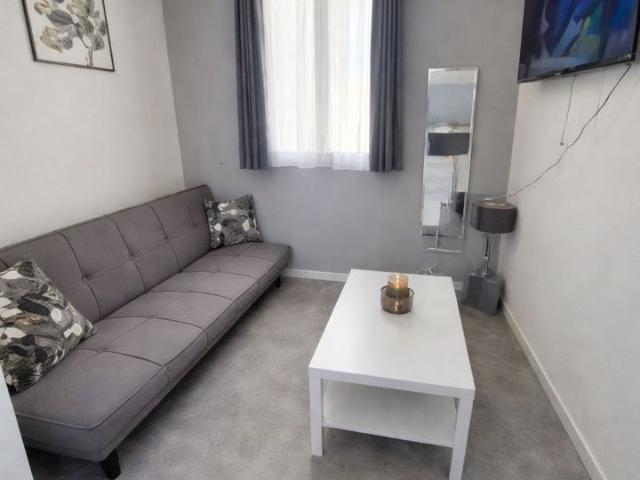 Appartement 2 pièces, 30 m² à louer à Toulon 83000