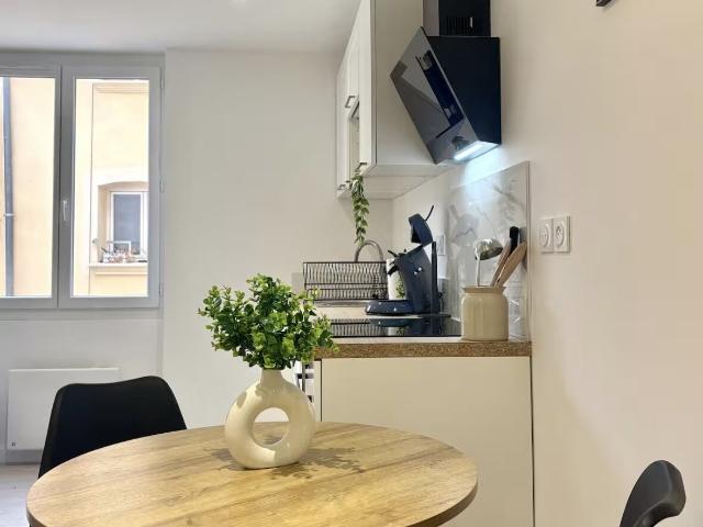 Appartement 2 pièces, 30 m² à louer à Toulon 83000