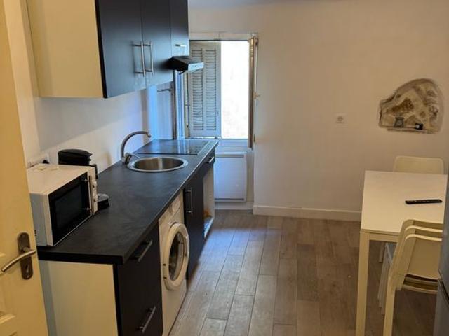 Appartement 2 pièces, 30 m² à louer à Grasse 06130