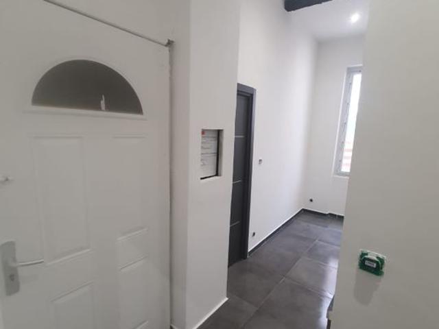 Appartement 2 pièces, 30 m² à louer à Marseille 6 13006