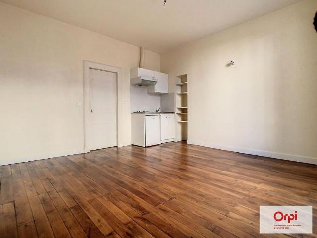 Appartement 2 pièces, 30 m² à louer à Montluçon 03100